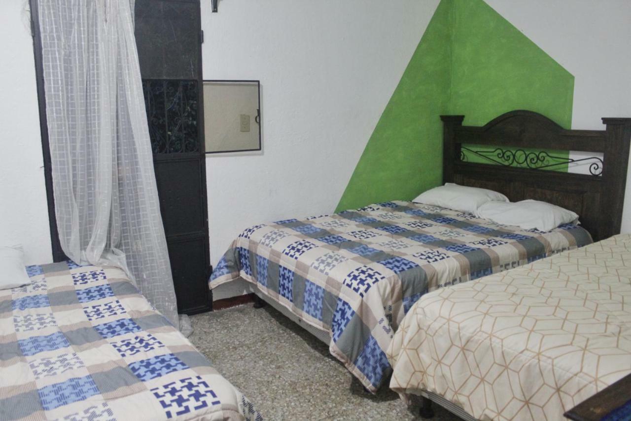 Casa Familiar Hotel Antigua Buitenkant foto