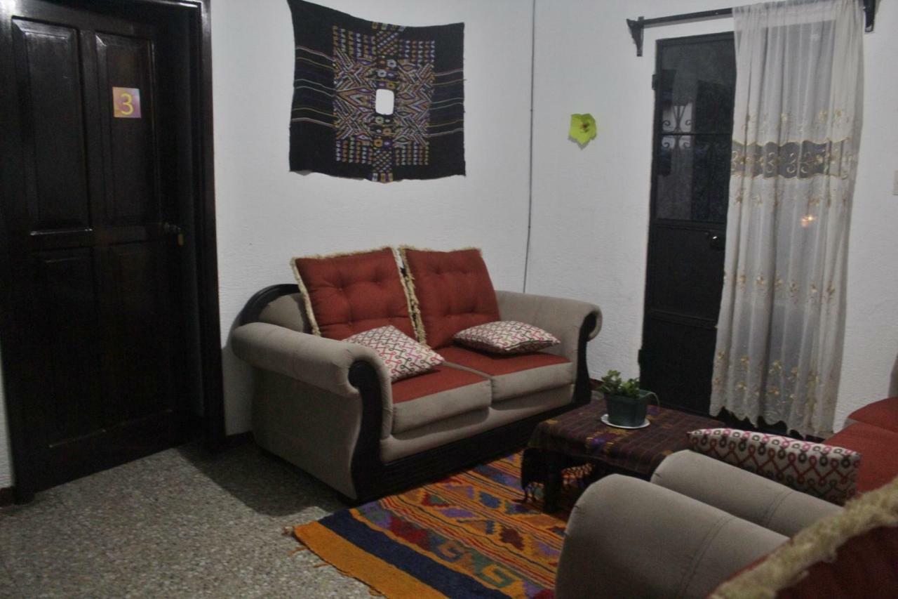 Casa Familiar Hotel Antigua Buitenkant foto
